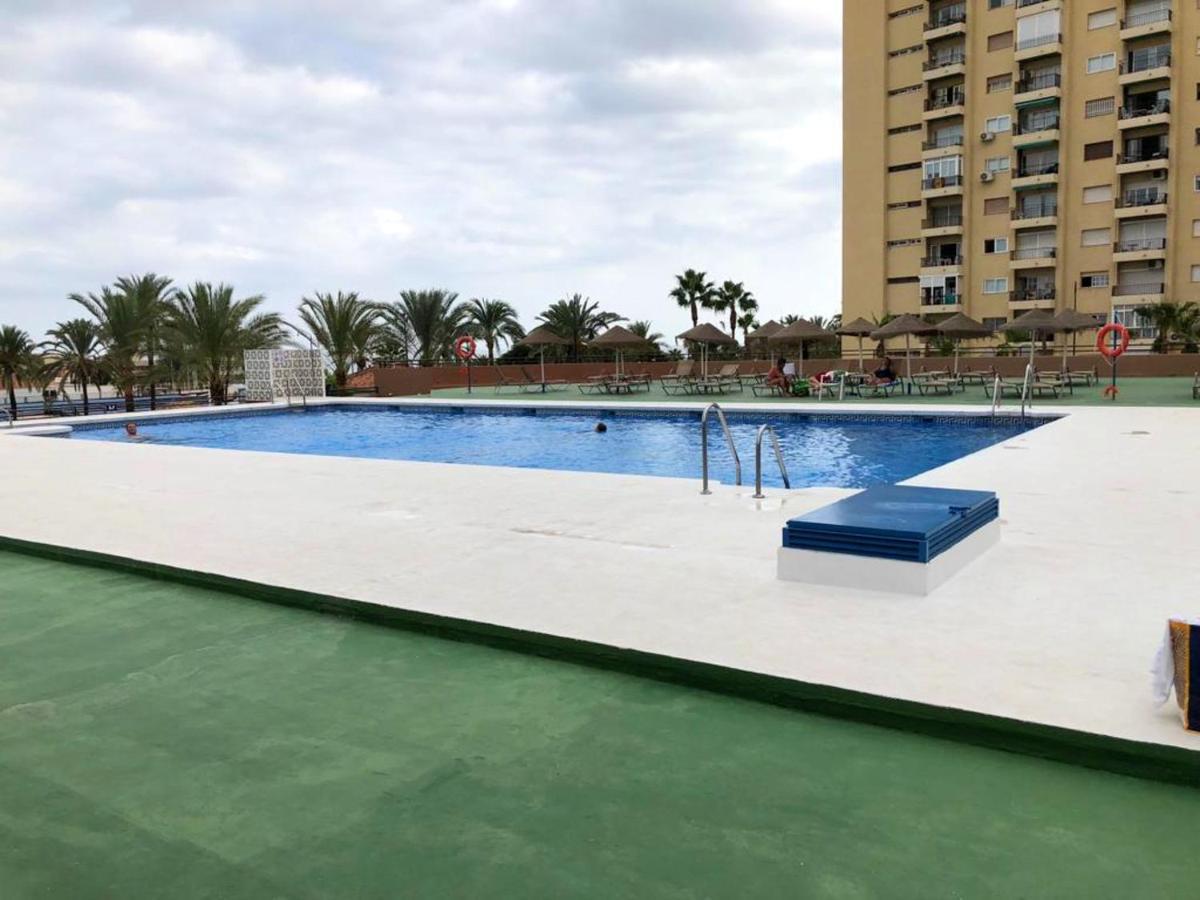 Bright Apartment With Sea View Fuengirola 50 M² Pool Exterior foto
